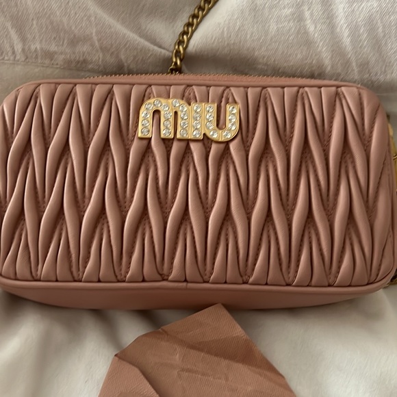 Miu Miu Jewelled Logo Matelasse Crossbody Pink Bag - Picture 6 of 13